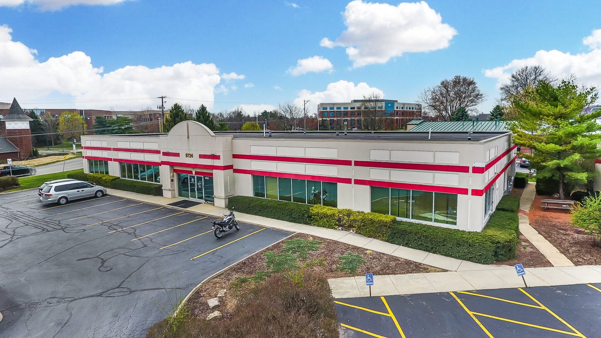 8692 Olde Worthington Rd, Westerville, OH for lease Building Photo- Image 1 of 10
