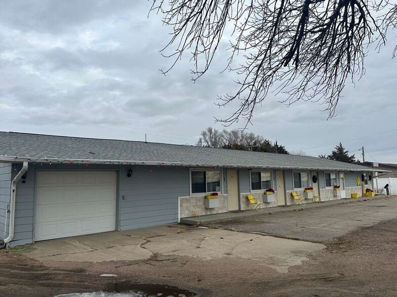 810 E US Hwy 275, Ewing, NE for sale - Building Photo - Image 2 of 42