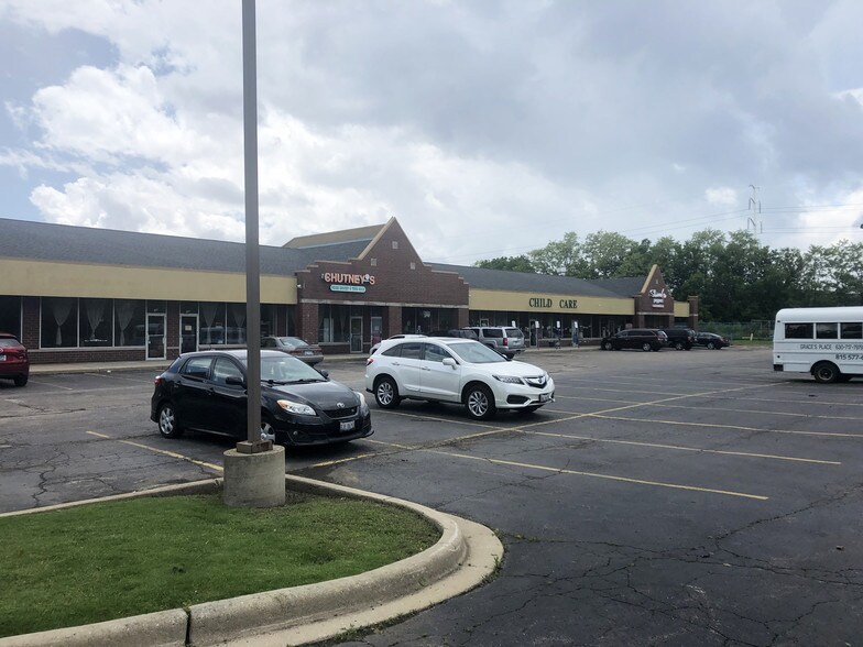 1904 Brookdale Rd, Naperville, IL 60563