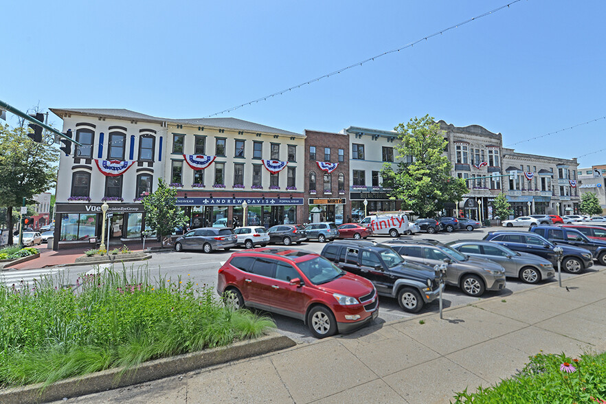 101 W Kirkwood Ave, Bloomington, IN for lease - Building Photo - Image 3 of 14