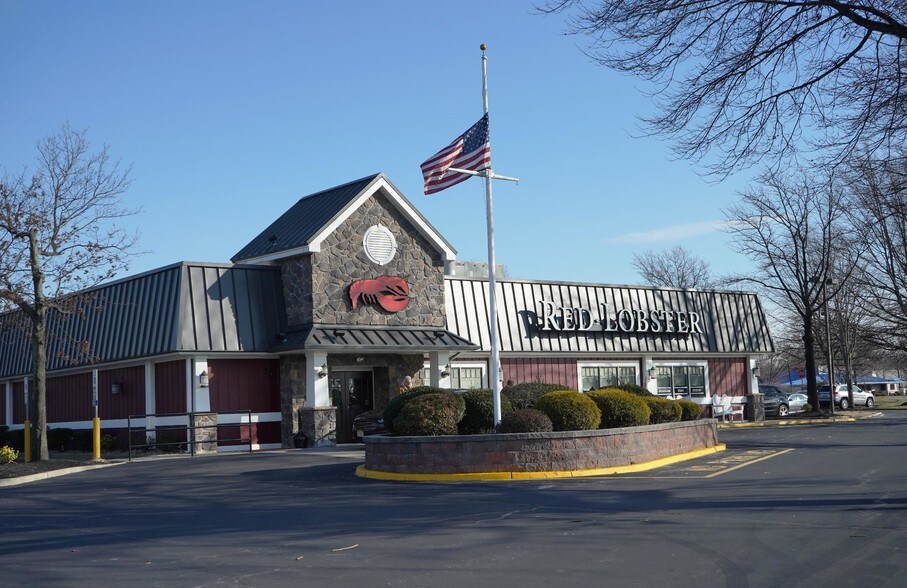 750 State Route 18 East Brunswick Nj 08816 Restaurant
