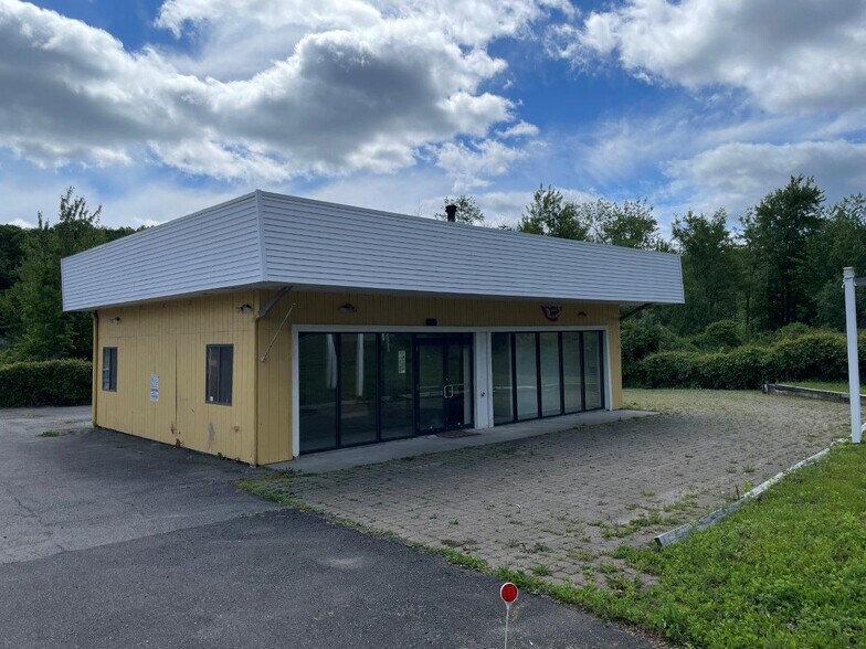 714 Danbury Rd, Ridgefield, CT for sale - Building Photo - Image 1 of 1