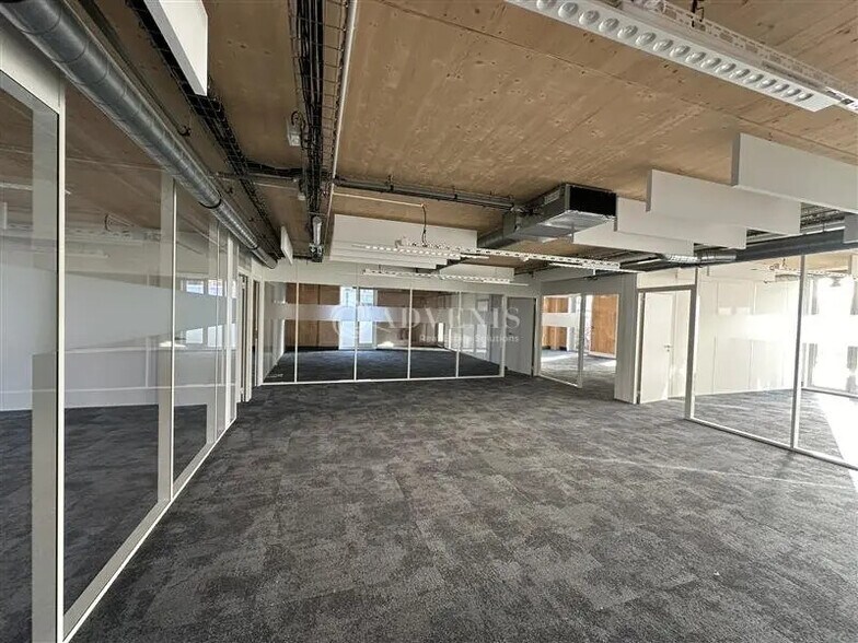 Office in VILLENEUVE-D'ASCQ for lease - Building Photo - Image 3 of 7