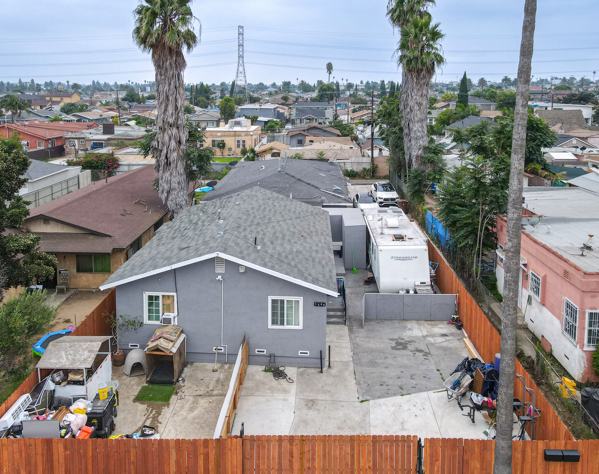 1246 W 96th St, Los Angeles, CA for sale Primary Photo- Image 1 of 1