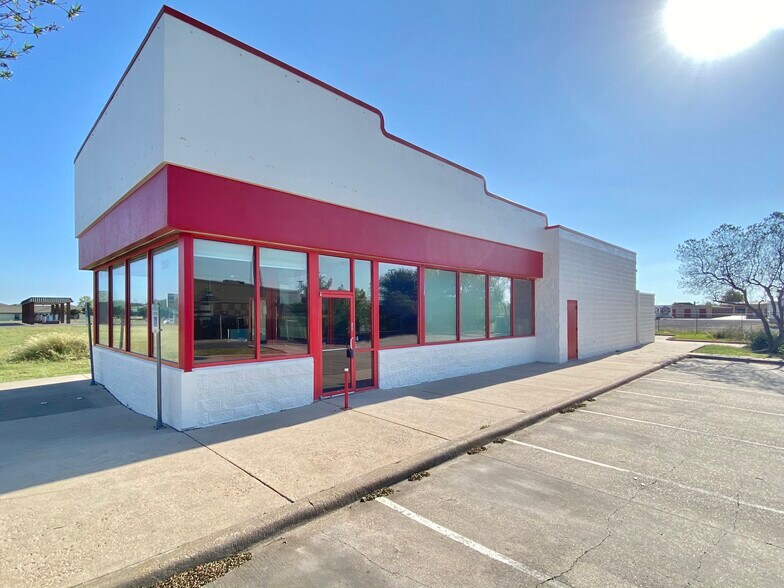 280 S Colonial Dr, Cleburne, TX for sale - Building Photo - Image 1 of 1