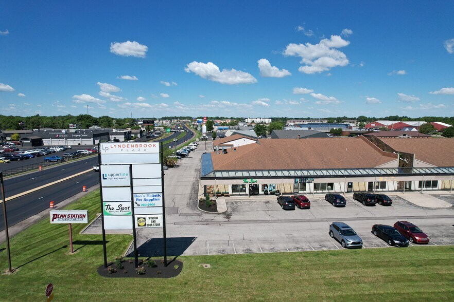 3301 N Everbrook Ln, Muncie, IN for lease - Building Photo - Image 2 of 9