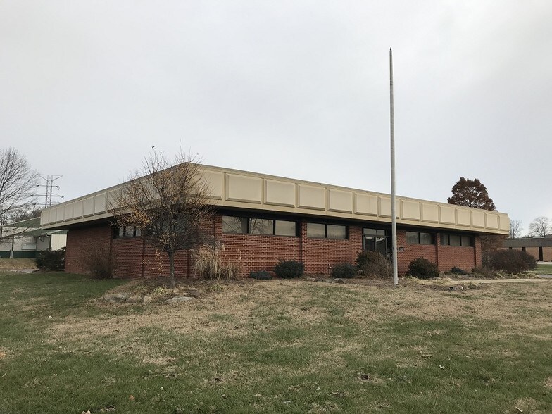 702 Old Wheatland Rd, Vincennes, IN for sale - Other - Image 1 of 1