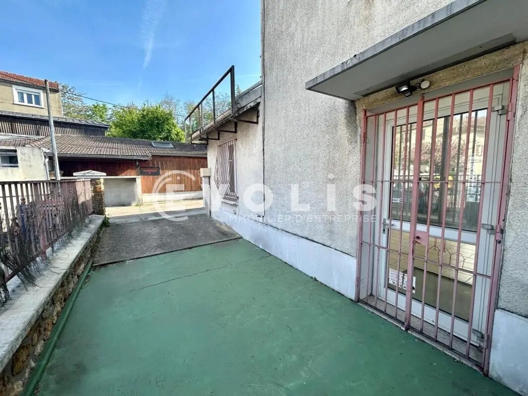 Office in Longjumeau for lease Building Photo- Image 1 of 6