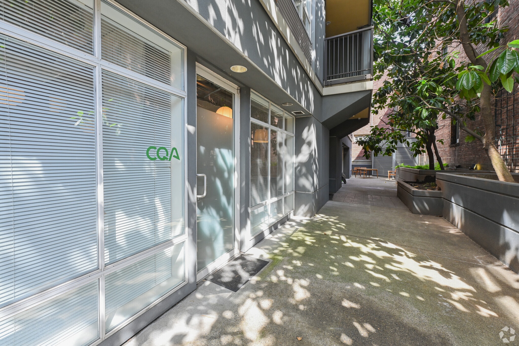 1808 Bellevue Ave, Seattle, WA for lease Interior Photo- Image 1 of 9