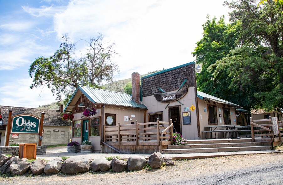 609 Hwy 197, Maupin, OR for sale - Primary Photo - Image 1 of 1