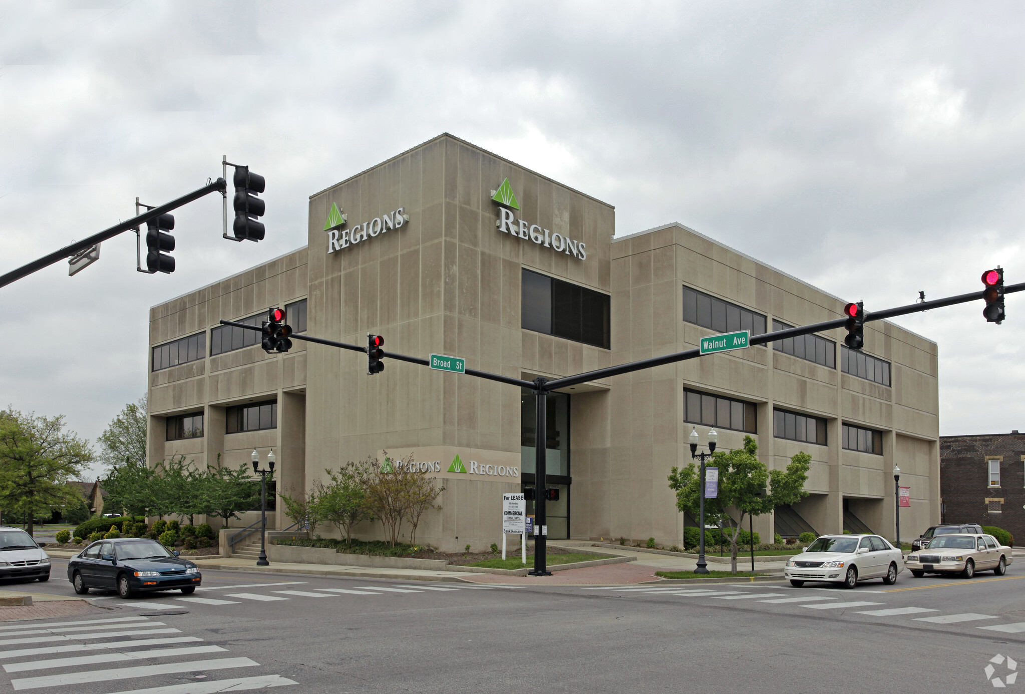 10 W Broad St, Cookeville, TN for sale Primary Photo- Image 1 of 1