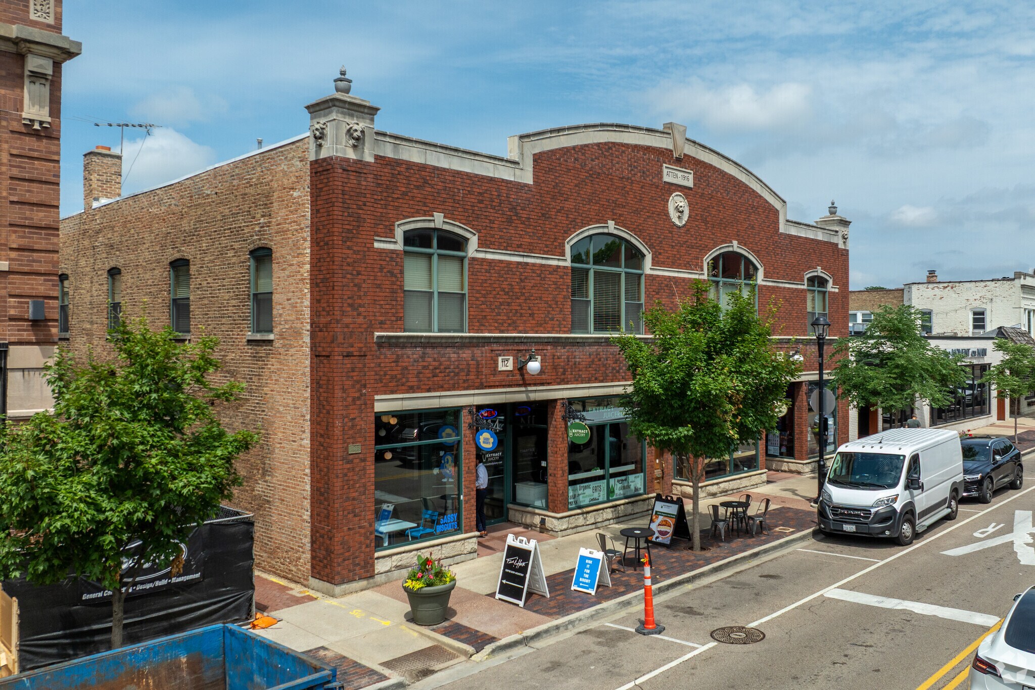 112-120 N Main St, Wheaton, IL for sale Primary Photo- Image 1 of 1