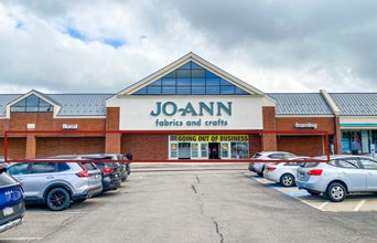 1000-1450 Park Manor Blvd, Pittsburgh, PA for lease Building Photo- Image 1 of 2