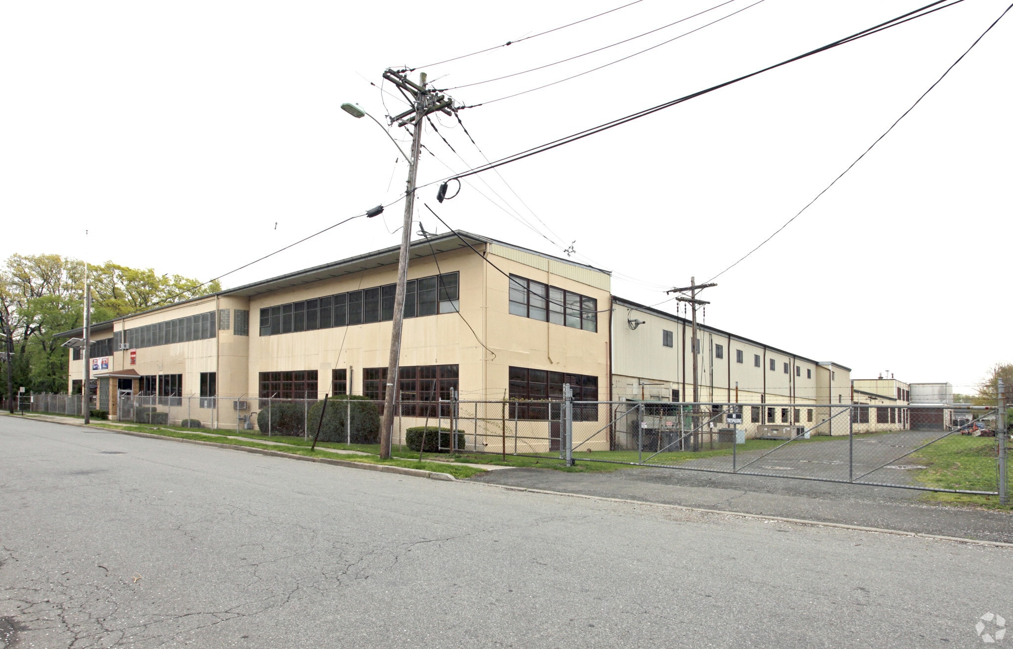 100-112 N 12th St, Kenilworth, NJ for lease Primary Photo- Image 1 of 5