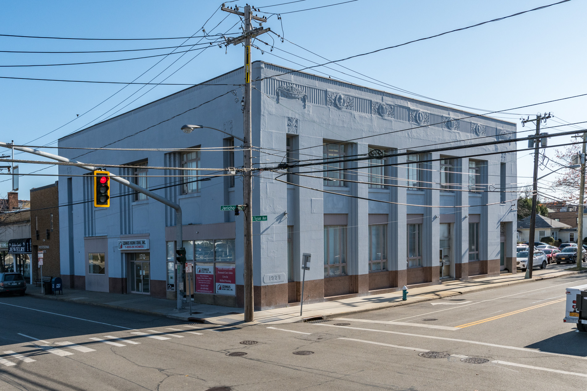 166-170 Jericho Tpke, Floral Park, NY for lease Building Photo- Image 1 of 32