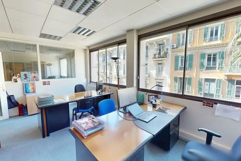 Office in Nice for lease Interior Photo- Image 1 of 6