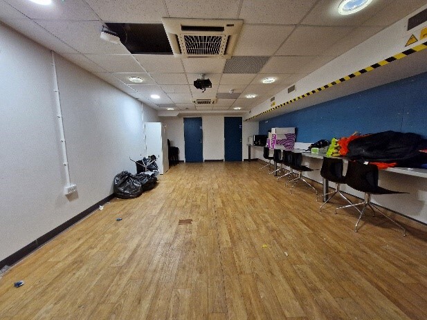 8 Godstone Rd, Caterham for lease Interior Photo- Image 1 of 3