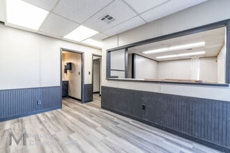 6501 S I 35 Service Rd, Oklahoma City, OK for lease Interior Photo- Image 2 of 8