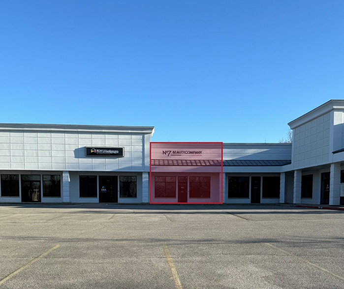 1007 SW A St, Bentonville, AR for lease - Building Photo - Image 2 of 3
