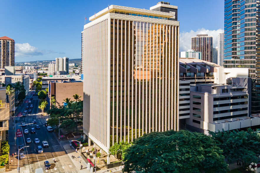 1000 Bishop St, Honolulu, HI for lease - Building Photo - Image 2 of 5