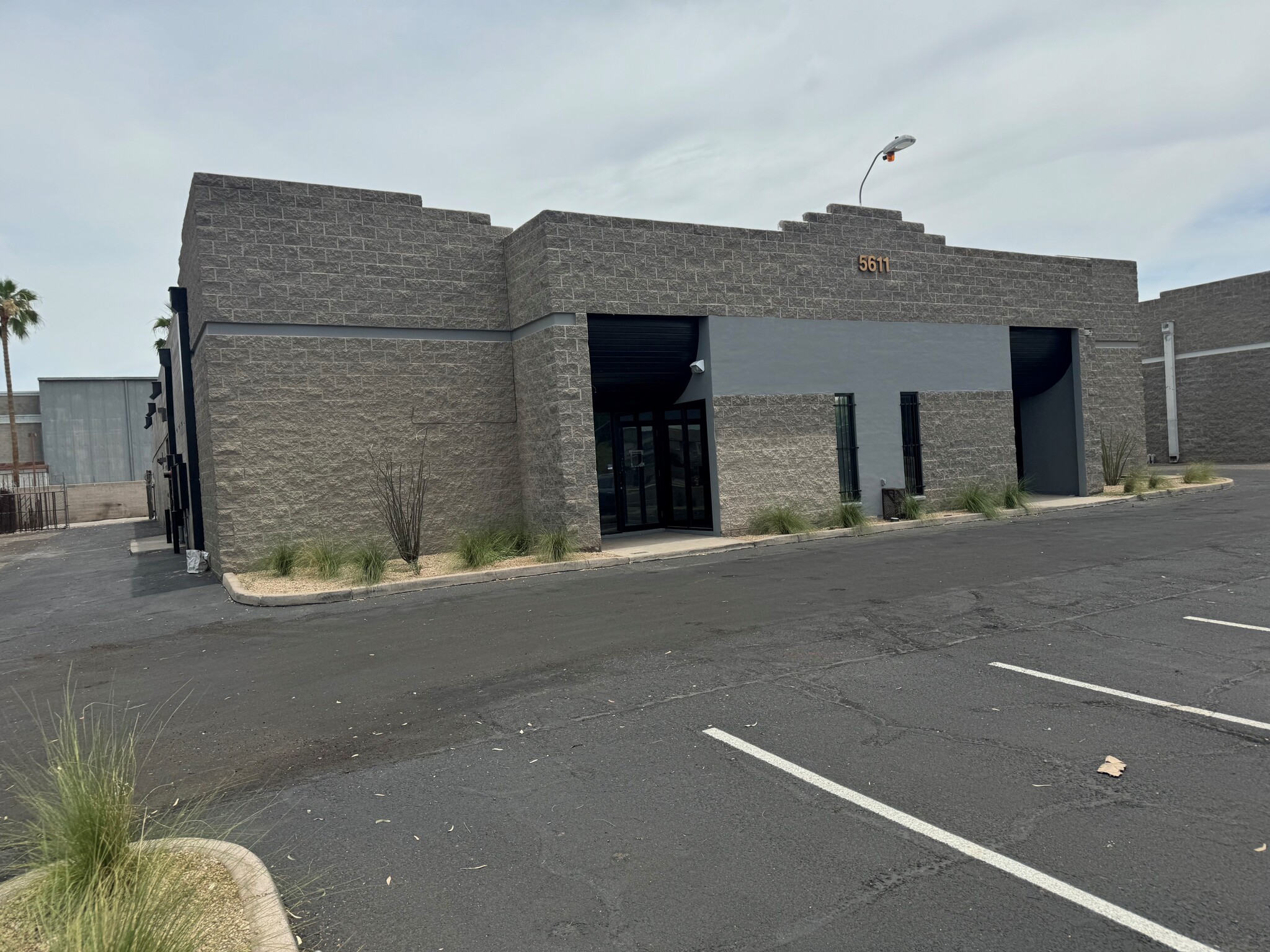 5611 S 24th St, Phoenix, AZ for lease Building Photo- Image 1 of 15