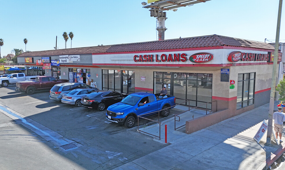 6740 Reseda Blvd, Reseda, CA for lease - Building Photo - Image 3 of 20