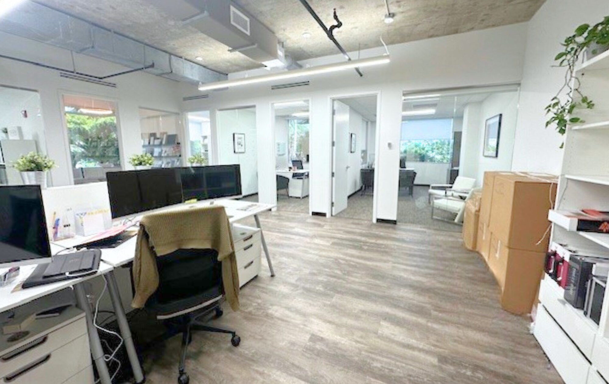20801 Biscayne Blvd, Aventura, FL for lease Interior Photo- Image 1 of 11