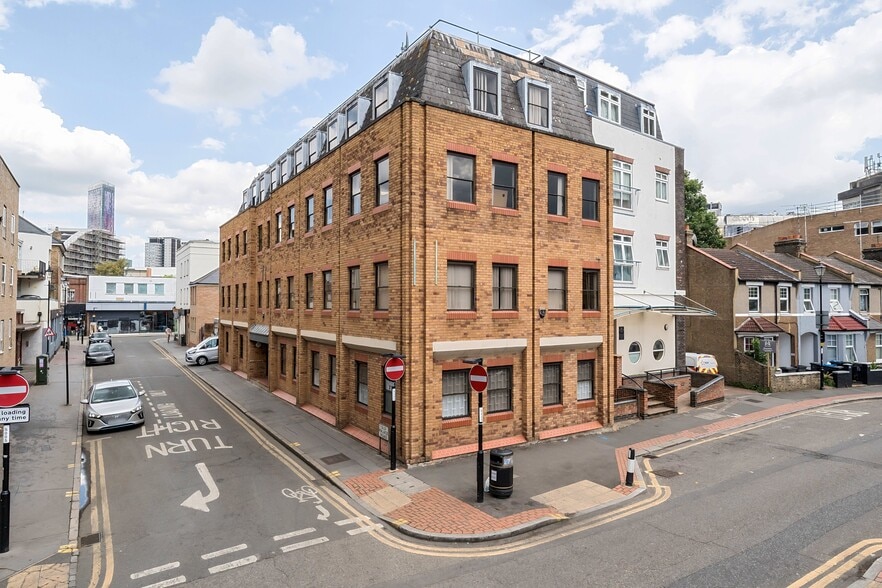 1A Old Palace Rd, Croydon for sale - Building Photo - Image 1 of 1