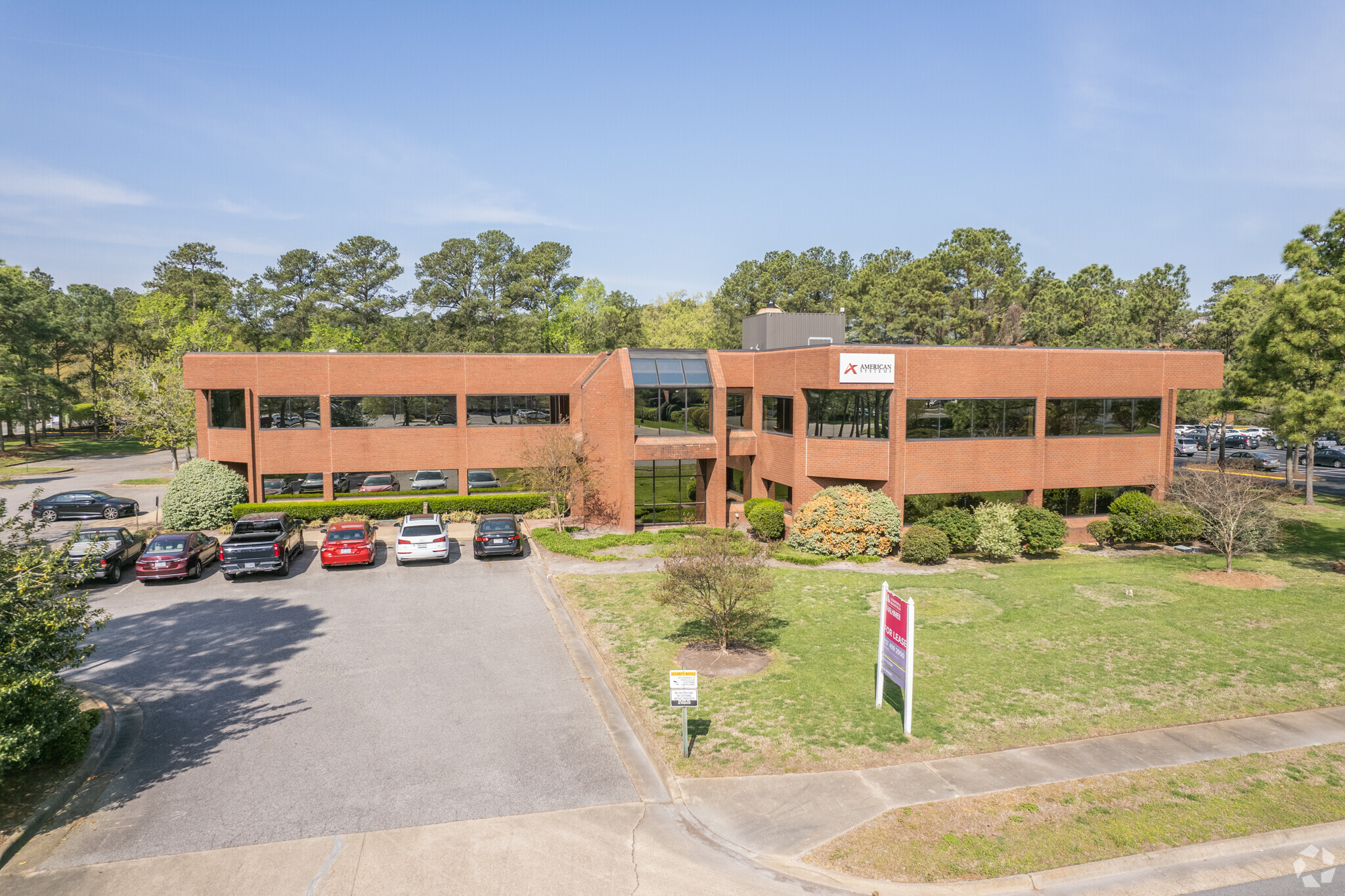 440 Viking Dr, Virginia Beach, VA for lease Primary Photo- Image 1 of 14