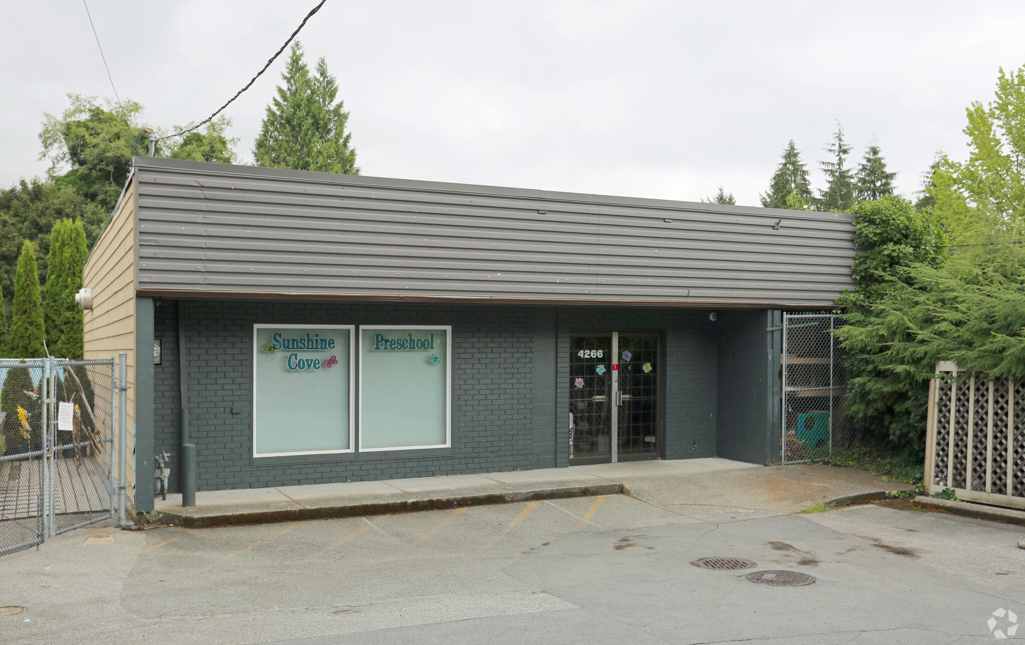 Deep Cove and Mount Seymour portfolio of 2 properties for sale on LoopNet.com Primary Photo- Image 1 of 3