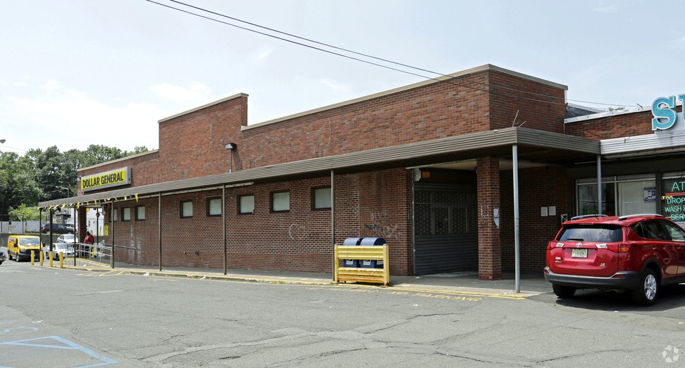80 E 15th St, Paterson, NJ for lease - Building Photo - Image 2 of 3