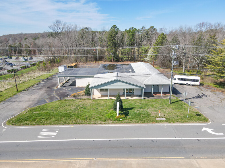 16601 Old Statesville Rd, Huntersville, NC for sale - Building Photo - Image 1 of 20