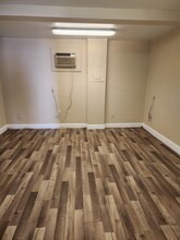 13625 50th Way N, Clearwater, FL for lease Interior Photo- Image 2 of 3