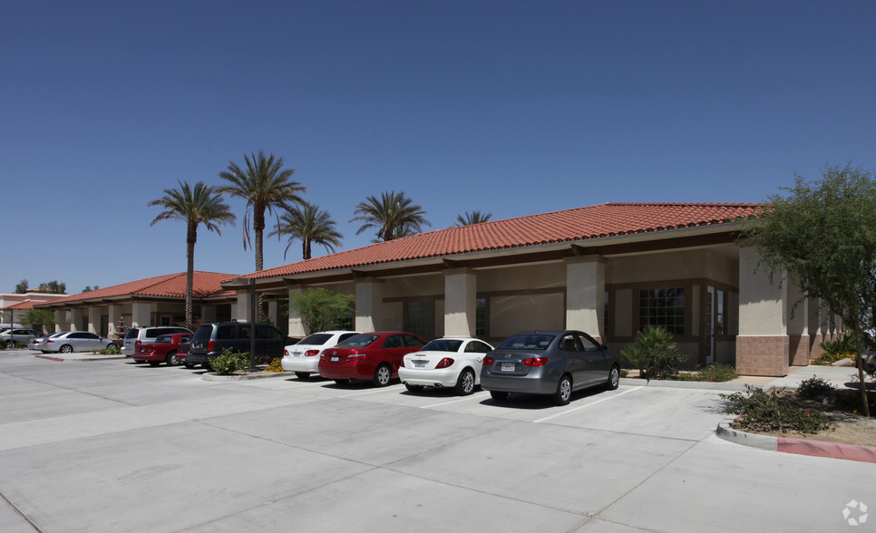 35400 Bob Hope Dr, Rancho Mirage, CA for sale - Primary Photo - Image 1 of 1