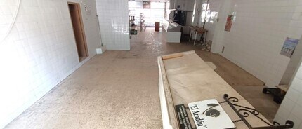 Retail in Guadalajara, Guadalajara for lease Interior Photo- Image 2 of 11