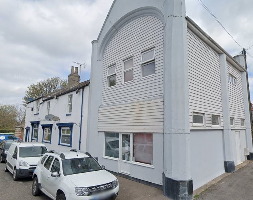 4 Cambridge Rd, Walmer for lease Primary Photo- Image 1 of 17