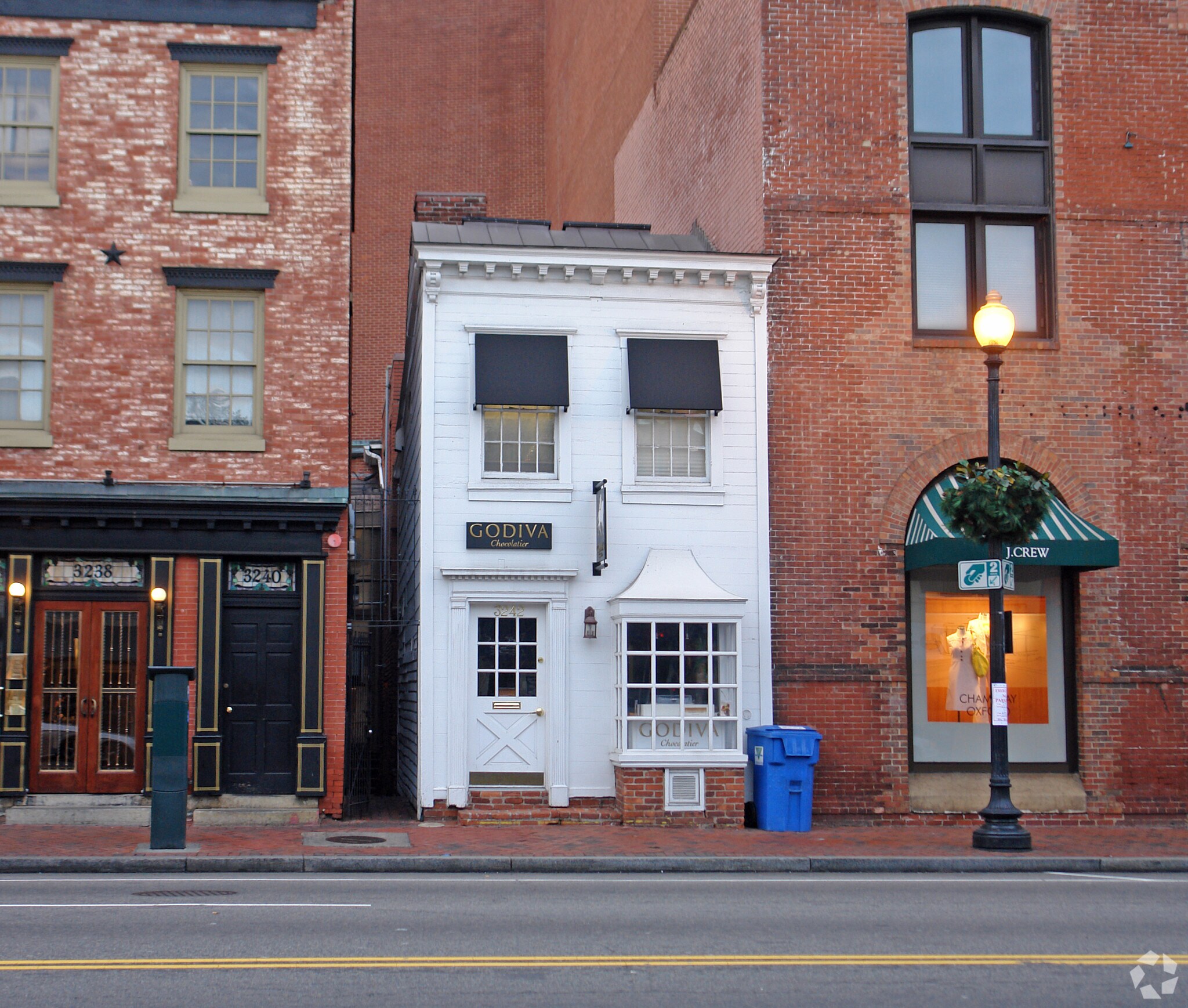 3242 M St NW, Washington, DC for sale Primary Photo- Image 1 of 1