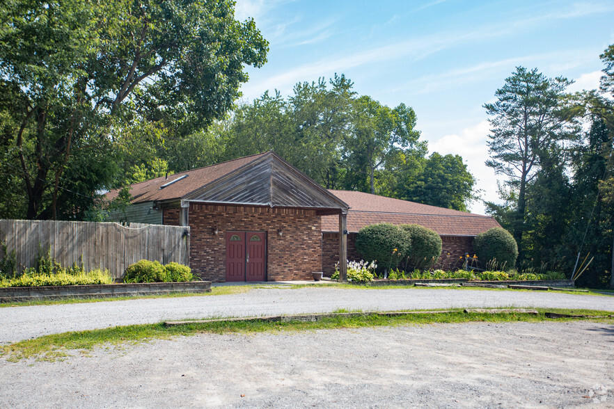 3162 Brodhead Rd, Aliquippa, PA for sale - Primary Photo - Image 1 of 1