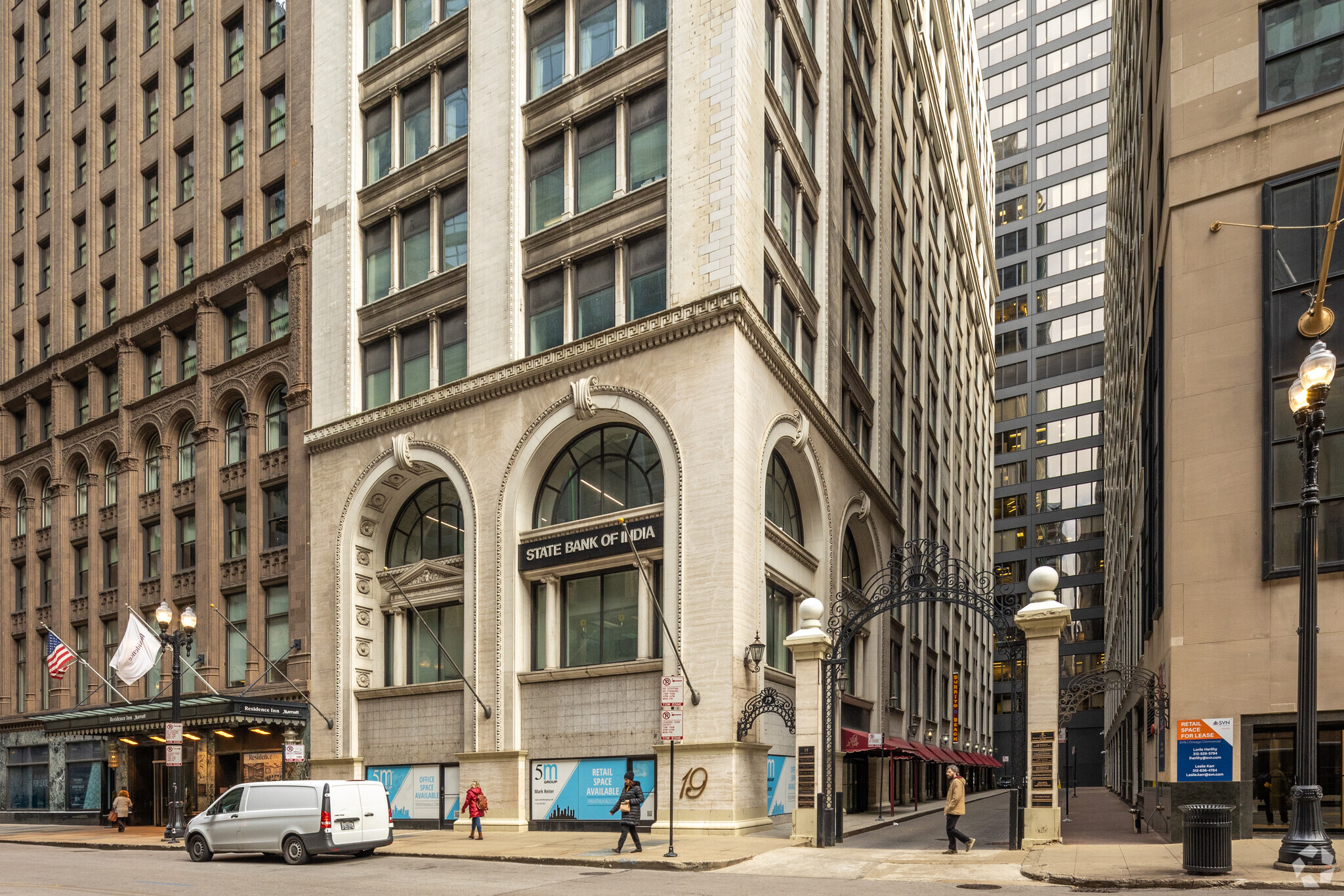 19 S LaSalle St, Chicago, IL for lease Building Photo- Image 1 of 5