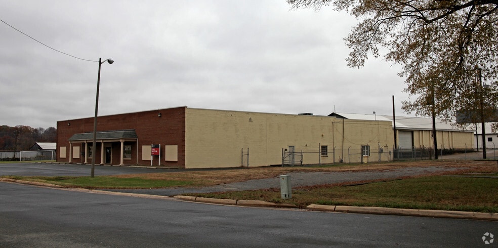 311 Central Rd, Fredericksburg, VA for lease - Building Photo - Image 2 of 3