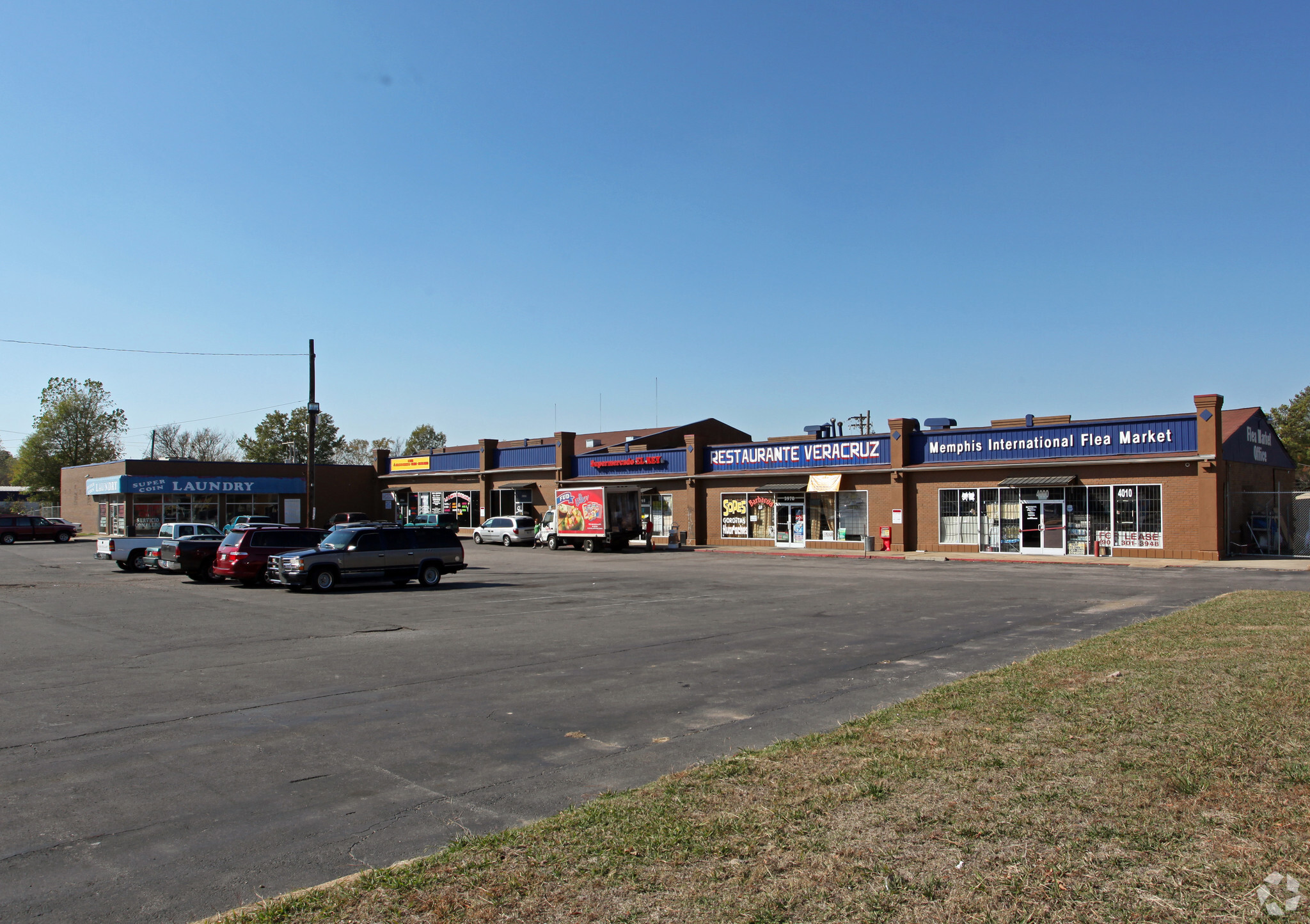 3960-4010 Jackson Ave, Memphis, TN for sale Primary Photo- Image 1 of 1