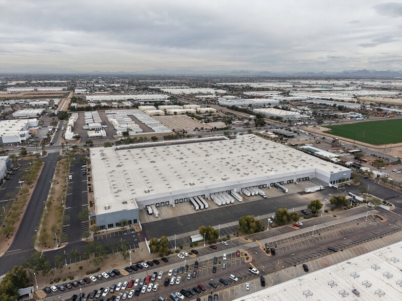 6825 W Buckeye Rd, Phoenix, AZ for lease - Building Photo - Image 3 of 3
