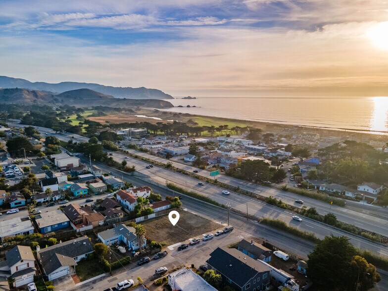 2251 Oceana Blvd, Pacifica, CA 94044