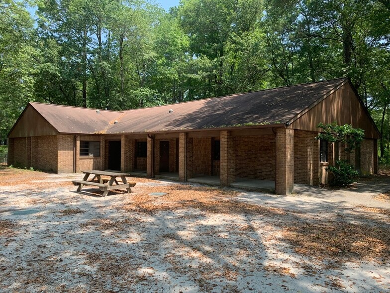 1500 Chestnut Rd, Elgin, SC for sale - Building Photo - Image 2 of 19