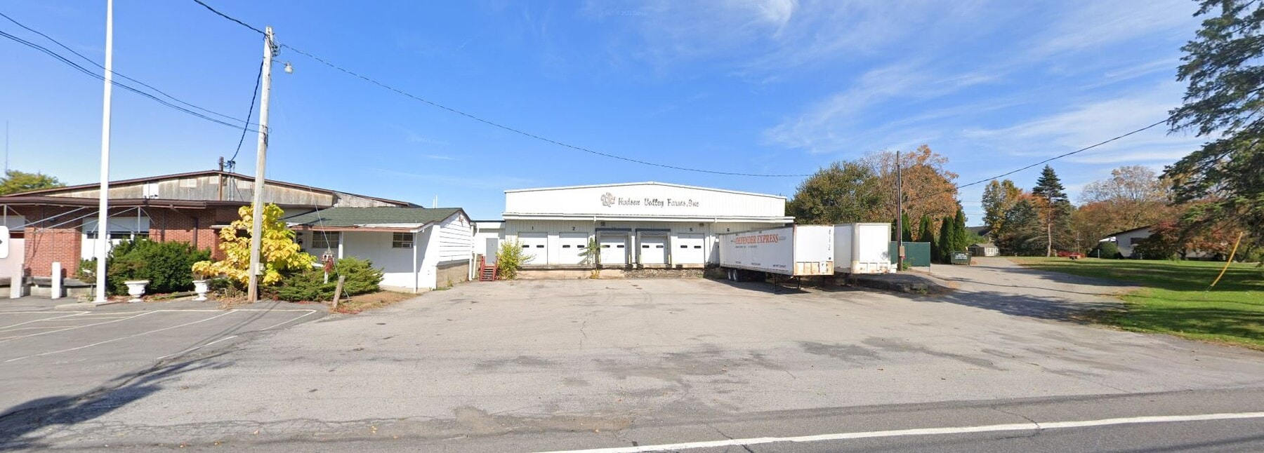 381 Vineyard Ave, Highland, NY 12528