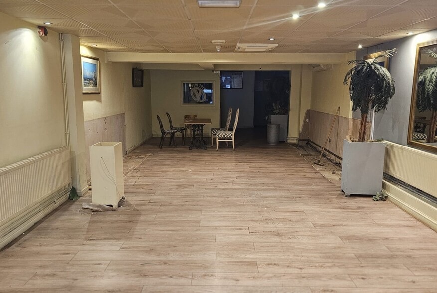 43 Stoney Ln, Birmingham for sale - Interior Photo - Image 3 of 4