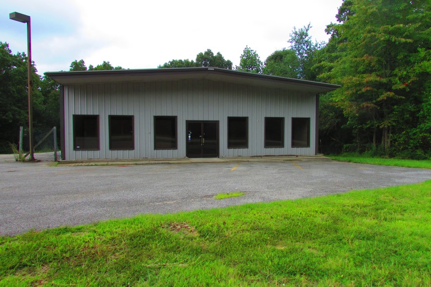 2143 Hwy 70, Kingston Springs, TN for sale - Building Photo - Image 1 of 1