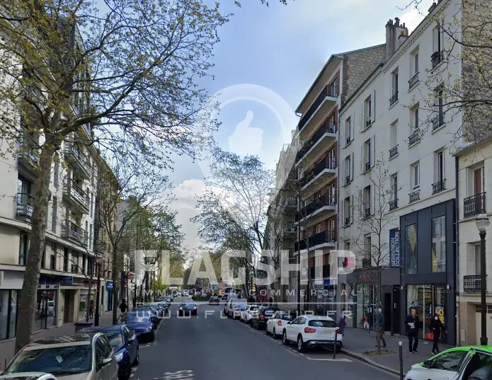 Retail in Boulogne-Billancourt for lease Building Photo- Image 1 of 2