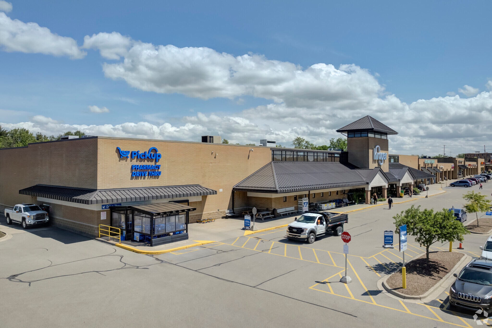 602-638 N State Rd, Davison, MI for lease Building Photo- Image 1 of 10