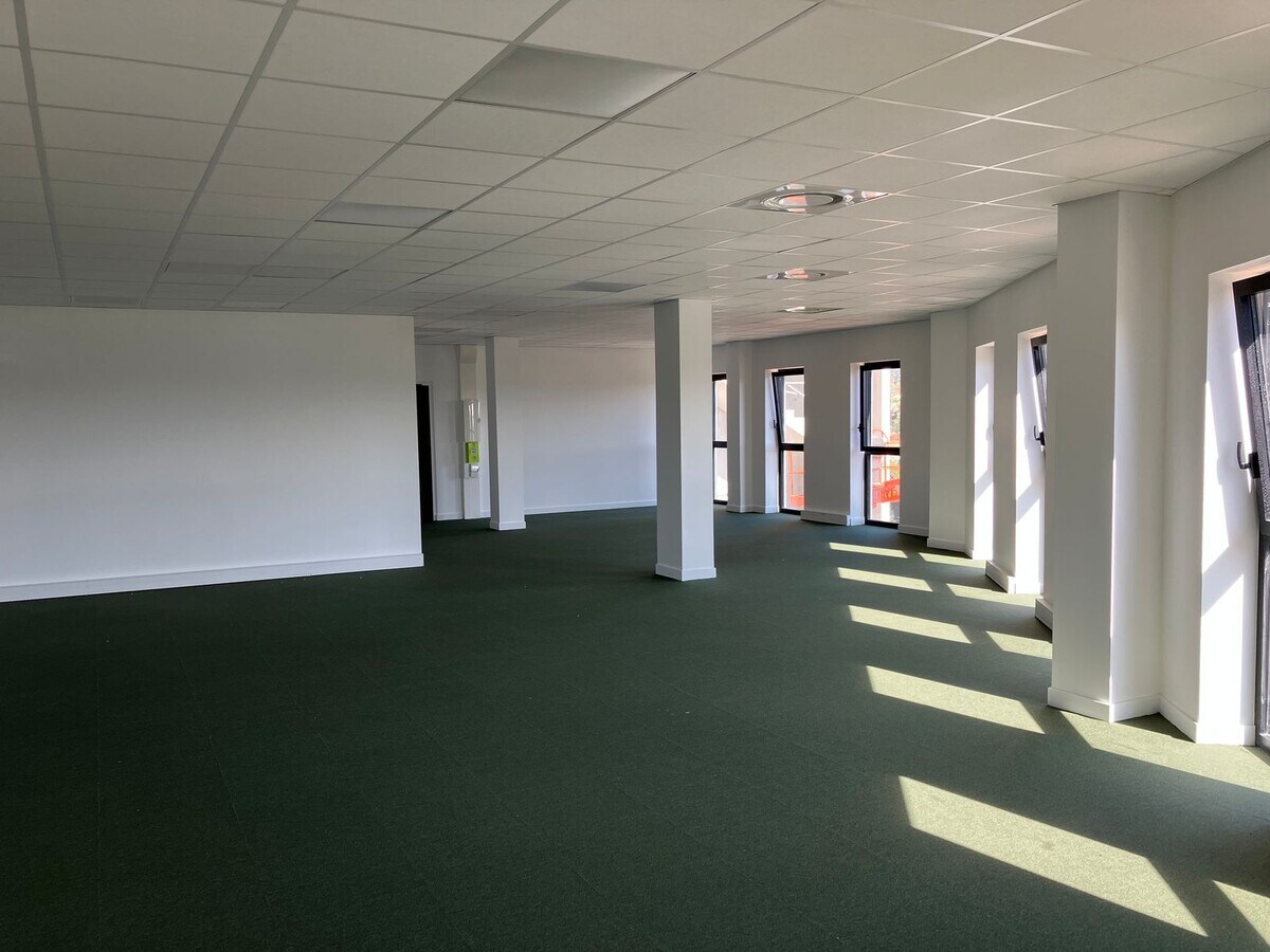 470 Rue Des Valets, Montluel, Ain 01120 - Unit 1 - - Interior Photo - Image 1 of 7